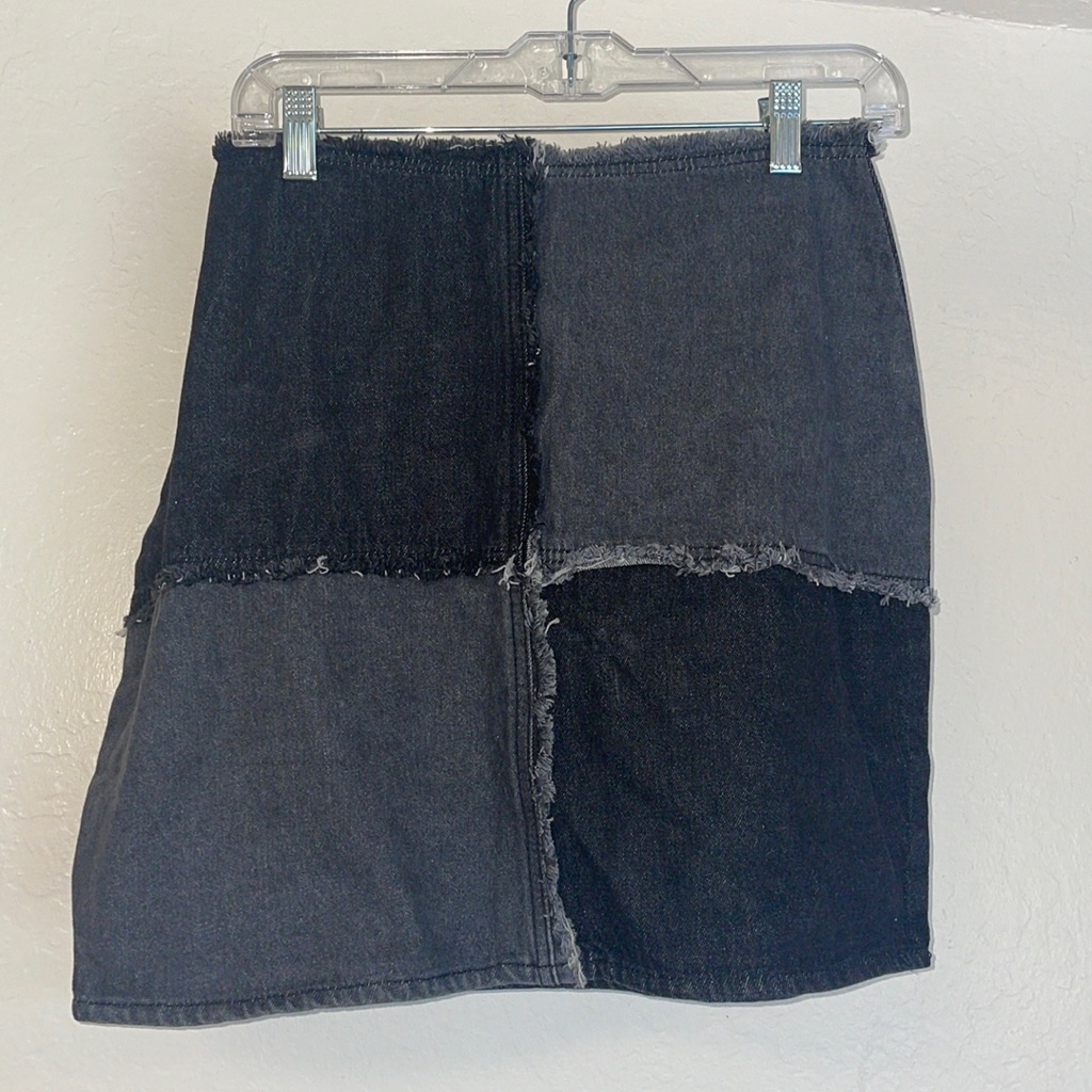 Gray/Black Patchwork Skirt